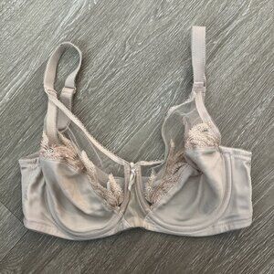 Wacoal 34D Bra 85121 FEATHER EMBROIRDERY Lace Underwire Full Coverage Nude